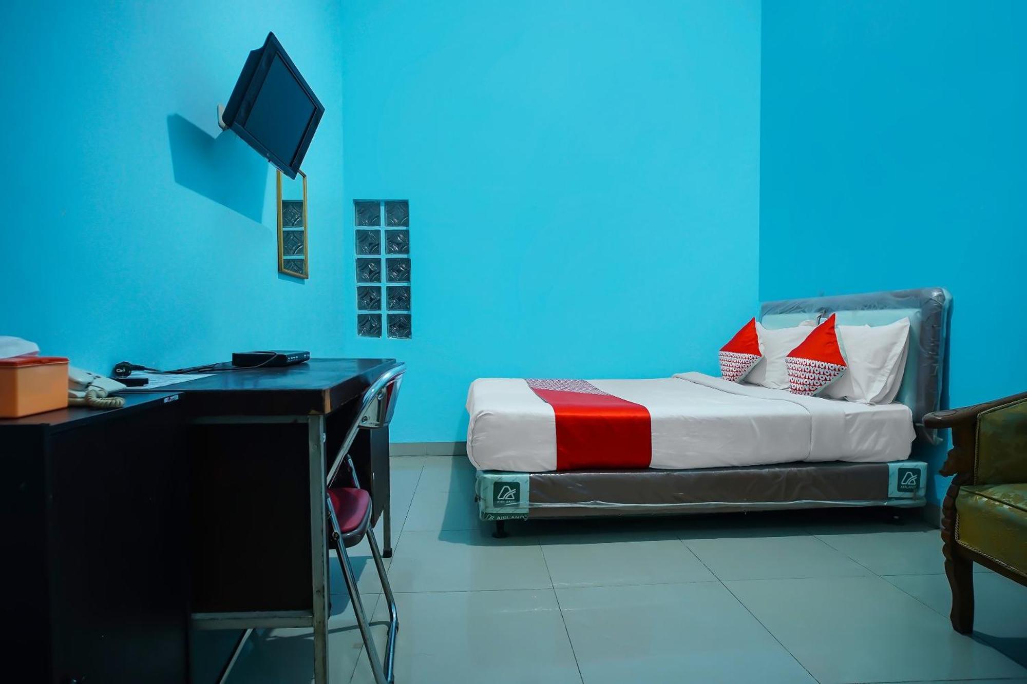 Oyo 92577 Hotel Sidikalang Near Kejaksaan Negeri Dairi Eksteriør billede