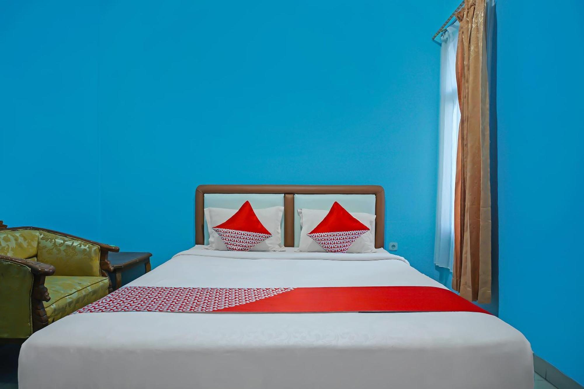 Oyo 92577 Hotel Sidikalang Near Kejaksaan Negeri Dairi Eksteriør billede
